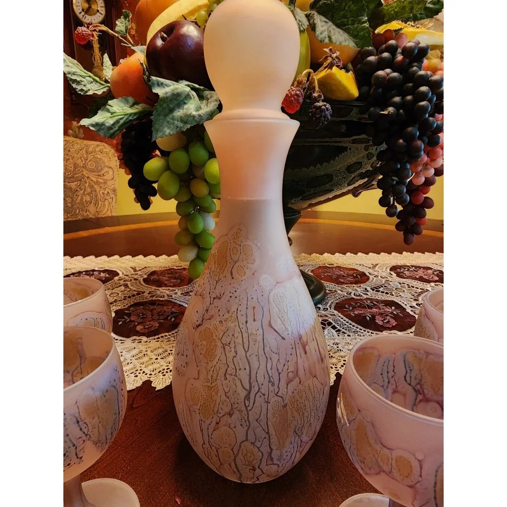 Beautiful Hebron Wine Decanter Set With Stopper